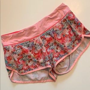 Lululemon Speed Shorts, size 6